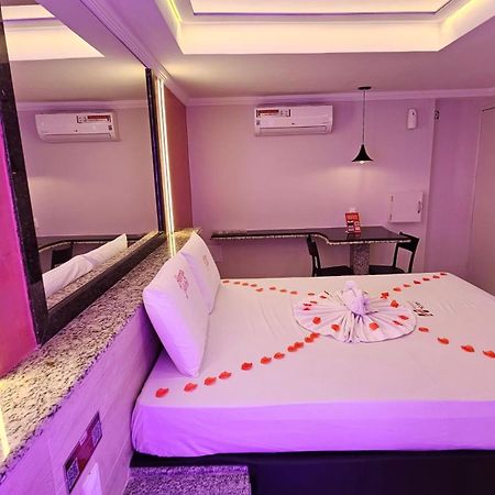 Henry'S Motel 阿尔科韦迪 外观 照片