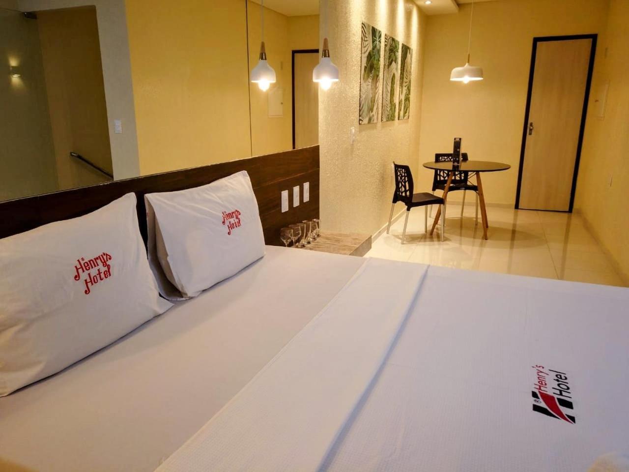 Henry'S Motel 阿尔科韦迪 外观 照片
